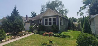 1006 Institute St, Valparaiso, IN 46383