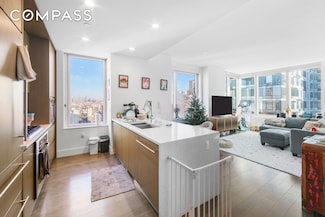 388 Bridge St Unit 32G, Brooklyn, NY 11201