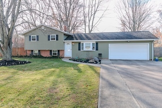 7476 Jeremy Ave, Mentor, OH 44060