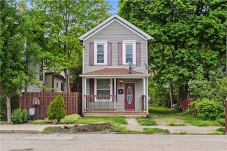523 12th Ave, New Brighton, PA 15066