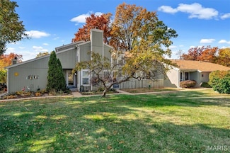 161 Harbor View Dr, Lake Saint Louis, MO 63367