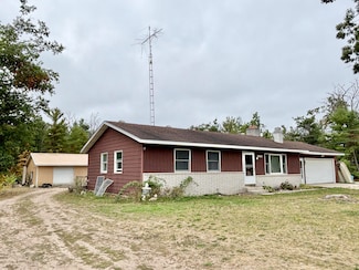 5435 County Road 612, Lewiston, MI 49756