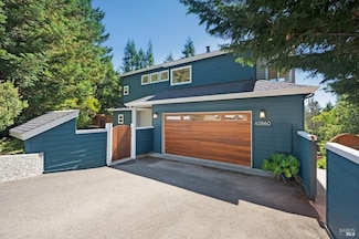 45860 Sunset Dr, Gualala, CA 95445