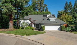 9109 N Chadwick Ln, Fresno, CA 93720