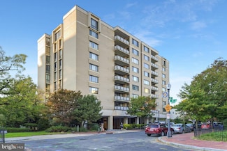800 25th St NW Unit 806, Washington, DC 20037