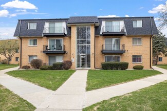 4929 W 109th St Unit 302, Oak Lawn, IL 60453