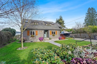 9859 SE Southworth Dr, Port Orchard, WA 98366