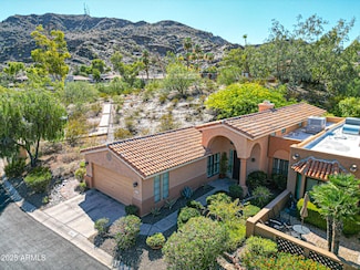922 E Desert Cove Ave, Phoenix, AZ 85020