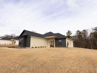 117 Merion Blvd, Oxford, MS 38655