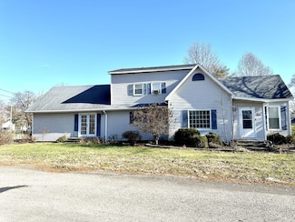 200 E Boone St, Salem, IL 62881