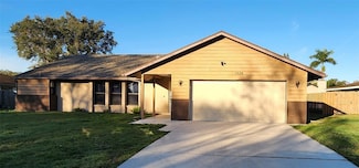 1526 Georgetowne Ln, Sarasota, FL 34232