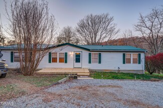 1142 Ridge Ct, Jonesborough, TN 37659