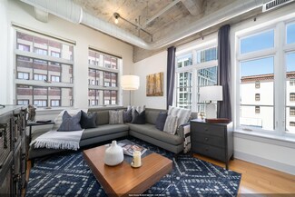 140 Bay St Unit 6E, Jersey City, NJ 07302