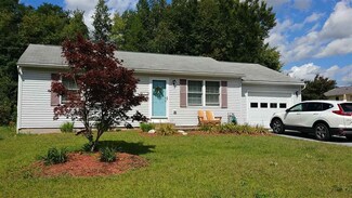 96 Garbrooke Dr, Bennington, VT 05201