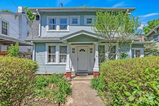 54 Holland St, Asheville, NC 28801
