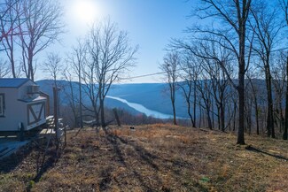 205 Healing Bluff Rd, Chattanooga, TN 37419