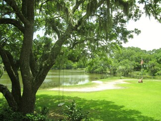 6349 Oak Grove Plantation Rd, Wadmalaw Island, SC 29487