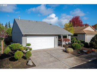 15801 NE Sacramento St, Portland, OR 97230