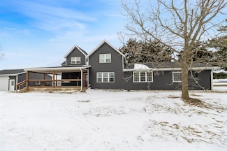 1016 295th St, State Center, IA 50247