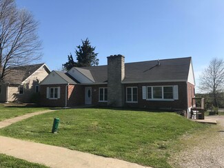 1212 E Main St, Linn, MO 65051