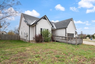 991 Guinevere Ct, Clarksville, TN 37040