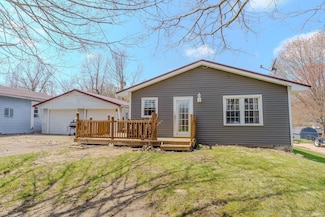 104 S Oak St, West Lebanon, IN 47991