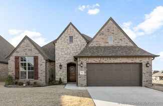 7916 N 145th East Ct, Owasso, OK 74055