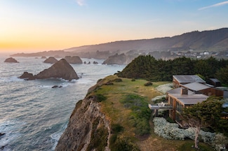 7000 S Highway 1, Elk, CA 95432