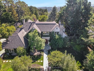 70 Joyce Rd, Hillsborough, CA 94010