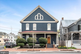 402 S Loudoun St, Winchester, VA 22601