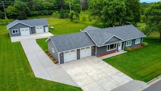 1001 Call Place, Little Falls, MN 56345