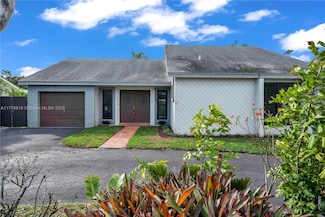 8380 NW 7th St, Pembroke Pines, FL 33024