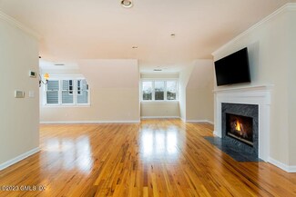 51 Forest Ave Unit 9, Old Greenwich, CT 06870