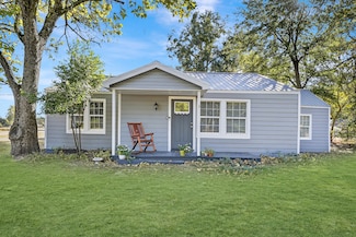 308 Jeannine St, Winnsboro, TX 75494