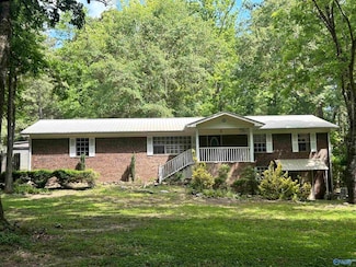 40 Champion Rd, Gadsden, AL 35904