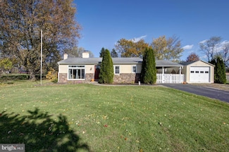 11 Opperman Dr, Spring City, PA 19475