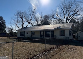 9769 Deepstep Rd, Sandersville, GA 31082