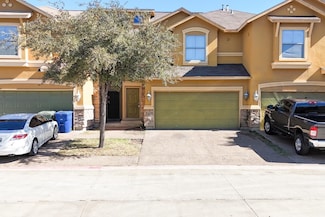 9310 Albany Dr Unit 17, Laredo, TX 78045