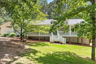 748 Northwoods Dr, Ball Ground, GA 30107