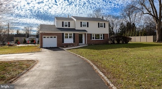 1608 Winding Dr, North Wales, PA 19454