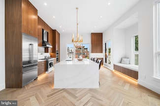 1242 E Oxford St, Philadelphia, PA 19125