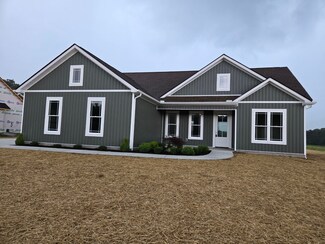 1073 Arch Cope Rd, Morrison, TN 37357