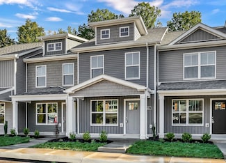 143 Quarry Point Dr, Clarksville, TN 37040