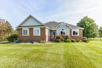 456 Honey Creek Ct, Pinckney, MI 48169