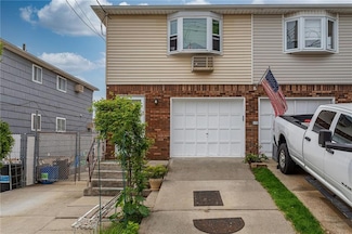 1054 Rensselaer Ave, Staten Island, NY 10309