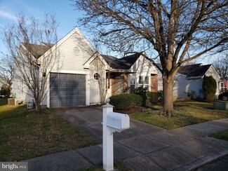 641 Cascade Dr S, Mount Laurel, NJ 08054