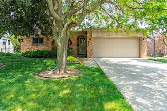 47798 Chrys Rd, Macomb, MI 48044