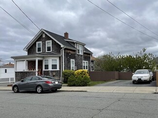 1474 Rodman St, Fall River, MA 02721