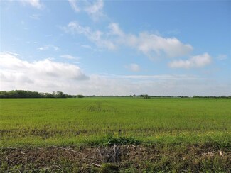 504 Gosnell Rd, Whitewright, TX 75491