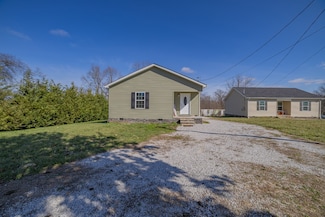 1015 Old Cowan Rd, Winchester, TN 37398